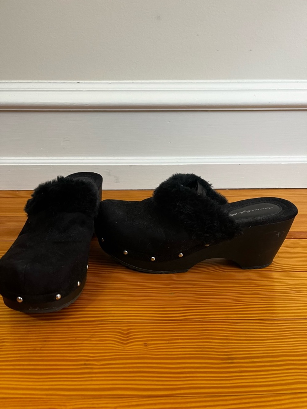 AE Black Faux Fur Platform Clogs - Women's - Picture 3 of 6